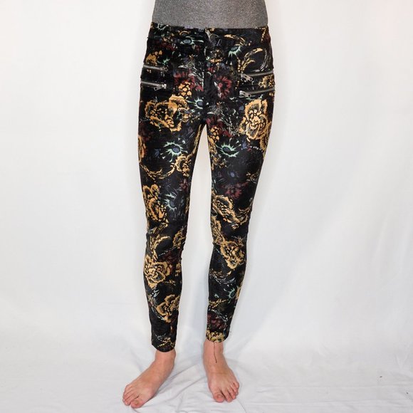 Free People Pants - FREE PEOPLE Lennon Floral Velvet Skinny Pants